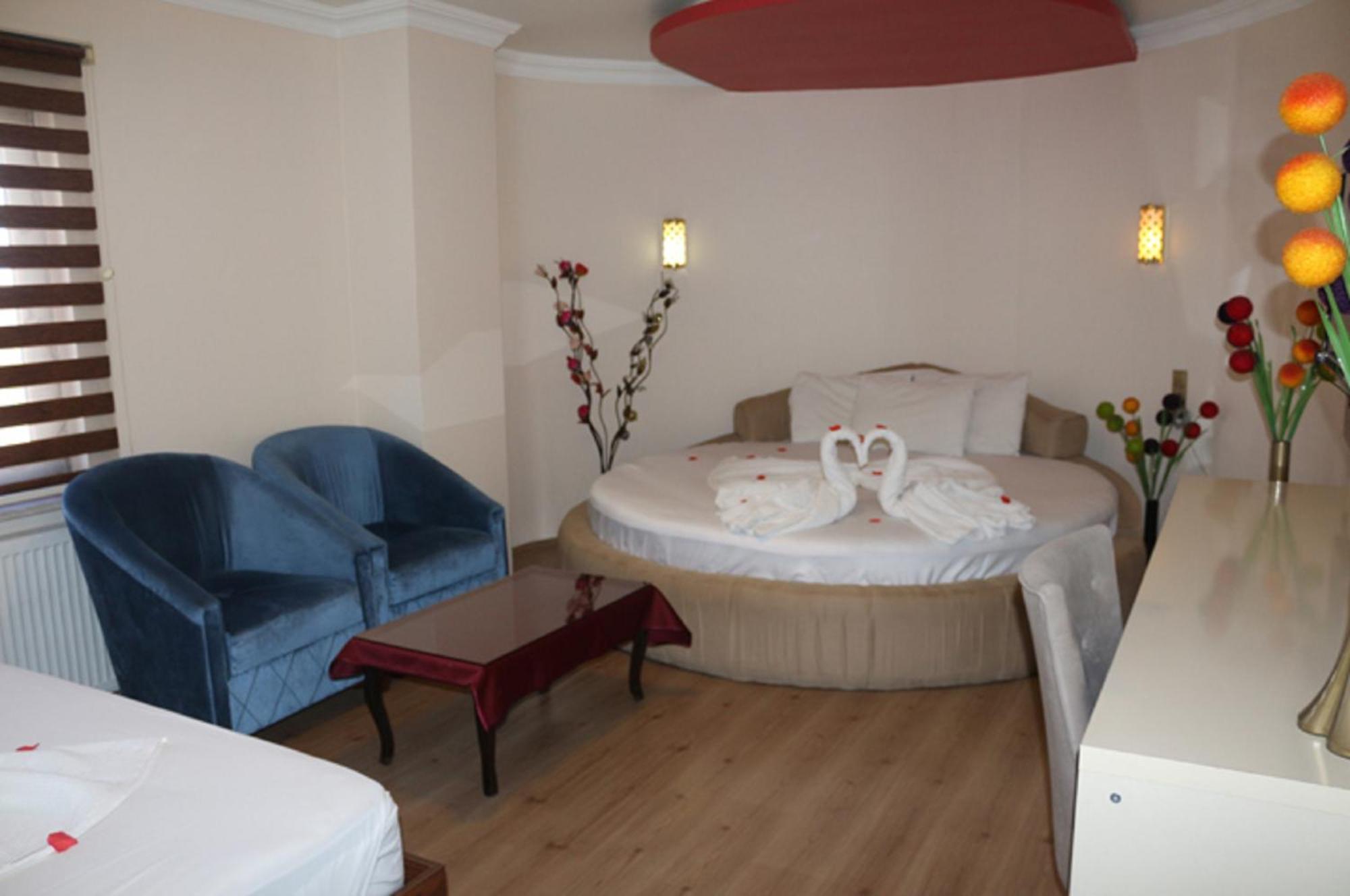 Mesnevi Hotel Konya Zimmer foto