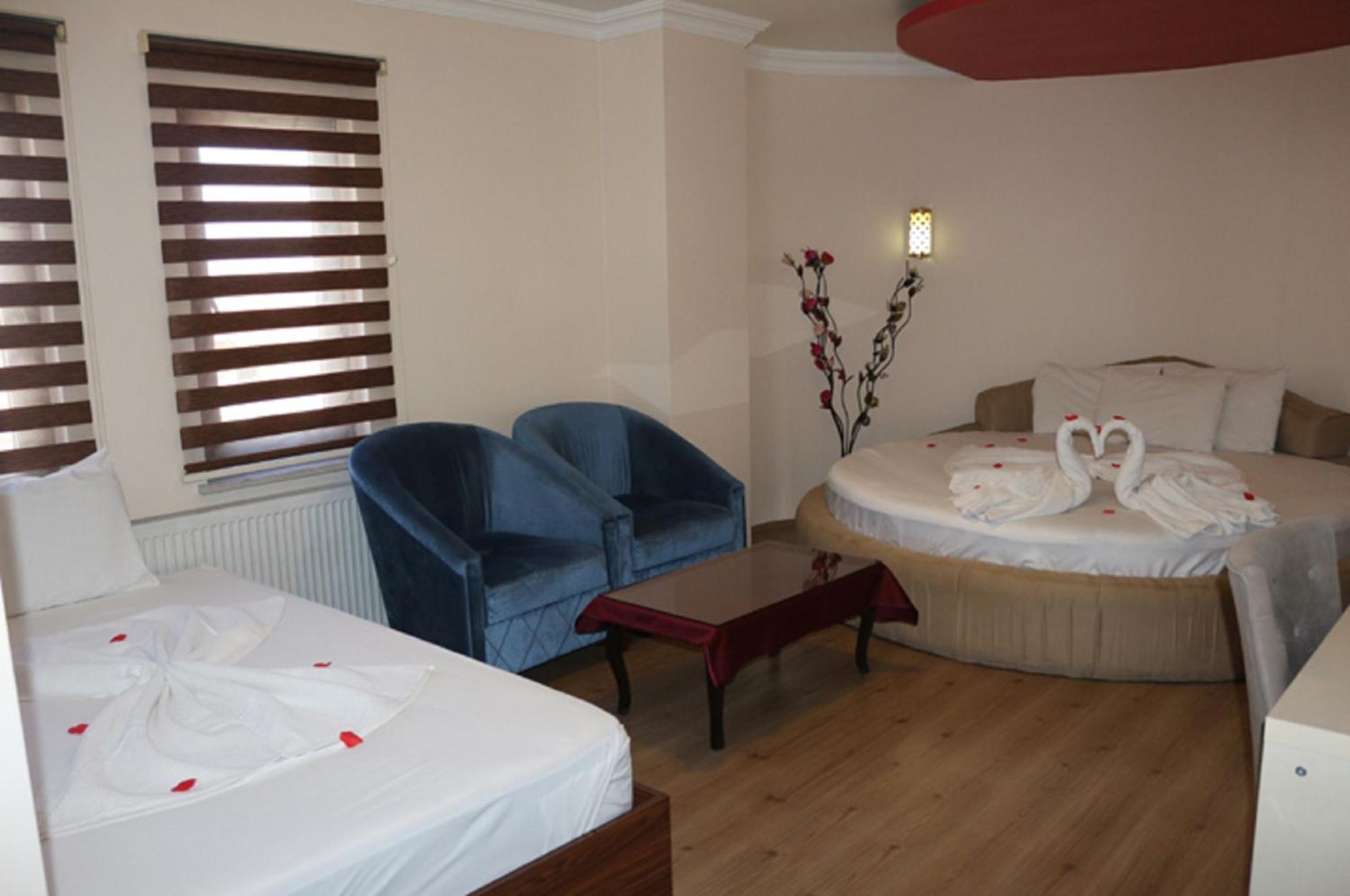 Mesnevi Hotel Konya Zimmer foto
