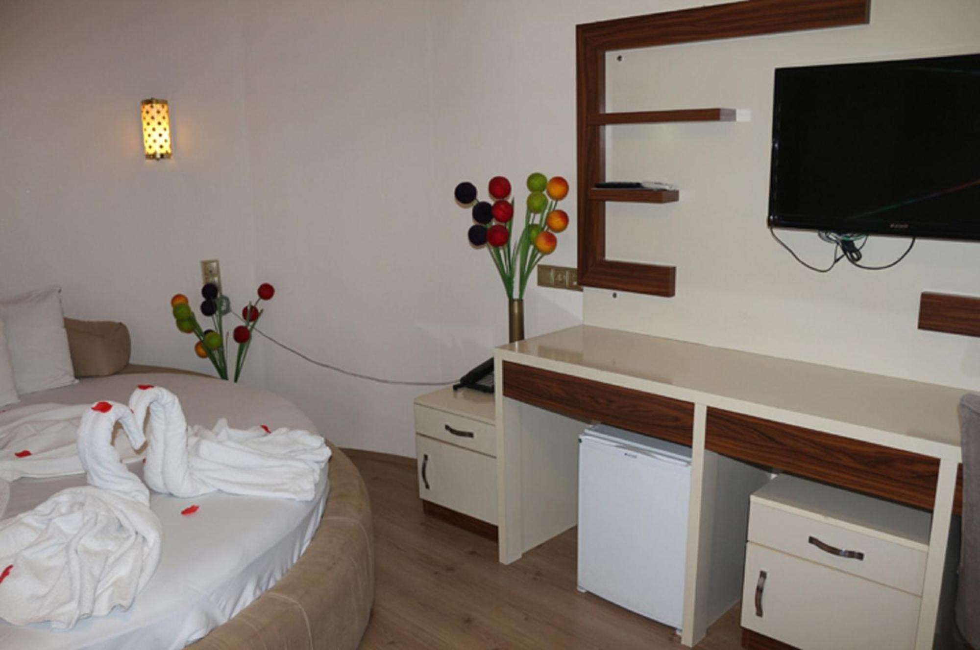 Mesnevi Hotel Konya Zimmer foto